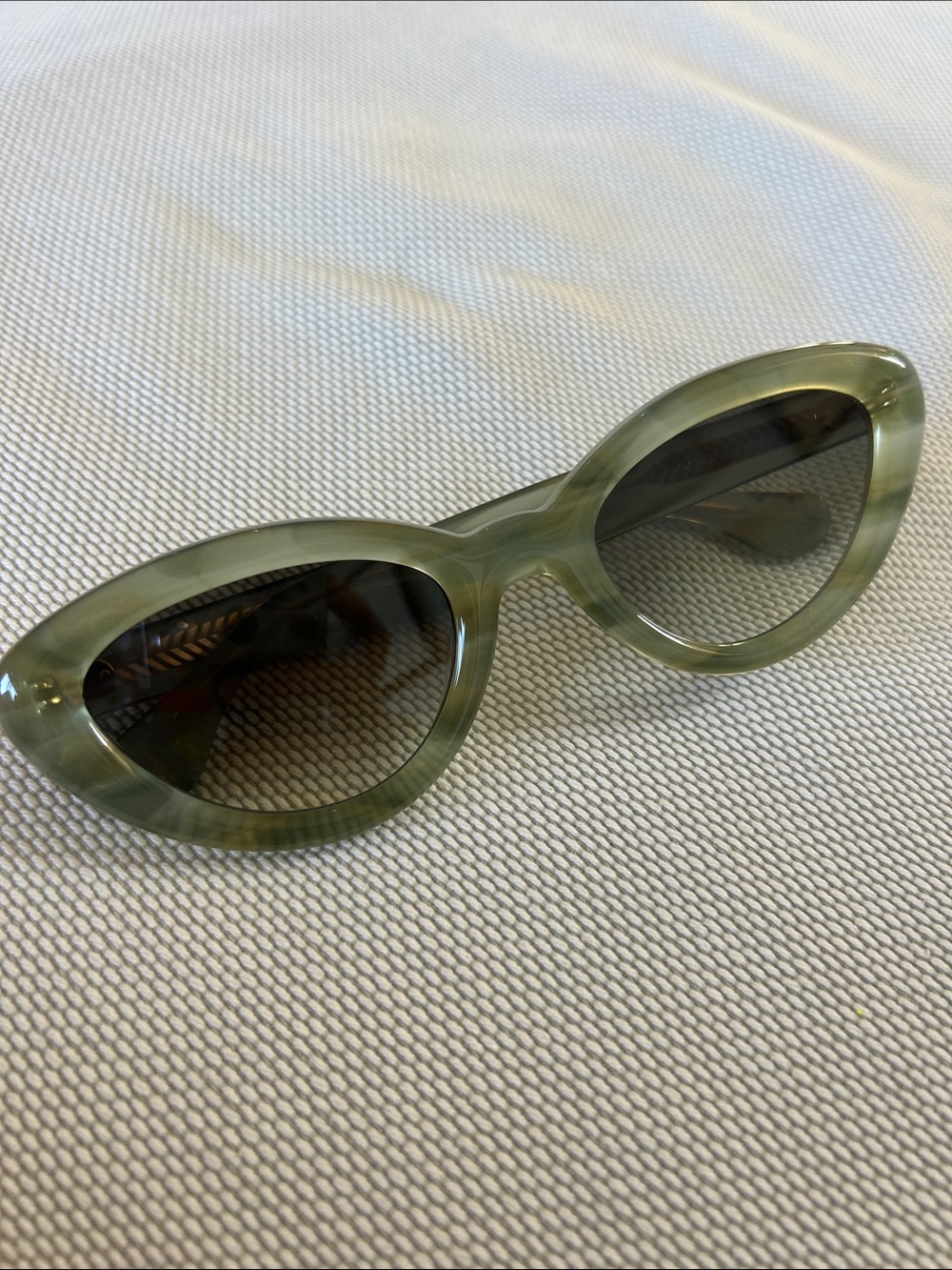 Krewe Sasha Glasses in Green - Picture 3 of 10